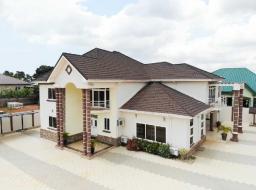 6 bedroom house for sale in Tema