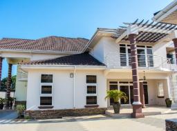 6 bedroom house for sale in Tema community 12