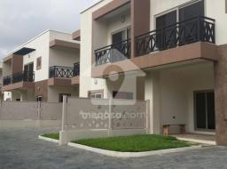 3 bedroom townhouse for rent in Airport Area