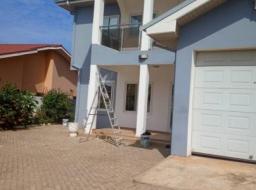 4 bedroom apartment for rent in Eastlegon 