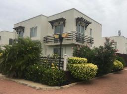 4 bedroom townhouse for rent in Tse Addo