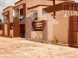 4 bedroom house for sale at Oyarifa 