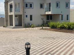 3 bedroom townhouse for rent in East Airport 