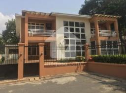 5 bedroom house for rent in North Ridge