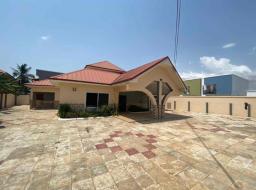 4 bedroom house for rent at East airport 