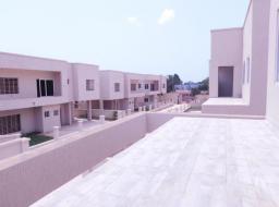 3 bedroom townhouse for sale in Adjiringanor