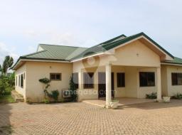 4 bedroom house for sale at Tema Community 22