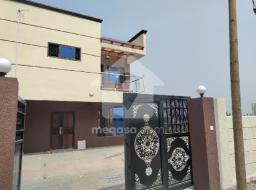 3 bedroom house for sale at Oyarifa Rd