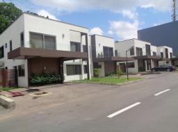 4 bedroom furnished townhouse for rent in Ridge