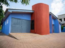 4 bedroom house for sale at Spintex