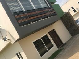 3 bedroom furnished townhouse for rent in Tse Addo