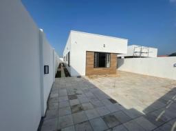 3 bedroom house for sale in Spintex 