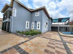 6 bedroom house for rent in East Legon