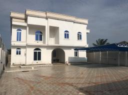 5 bedroom house for sale in Adenta 