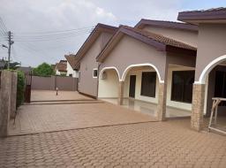 6 bedroom house for sale at Tema in Emefs Estate gated community25 Annex 