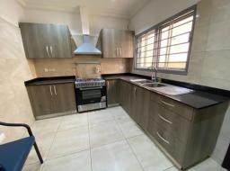 5 bedroom house for rent in Tse Addo