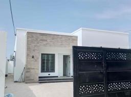 3 bedroom house for sale in Spintex community 18