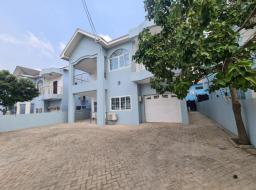 4 bedroom townhouse for rent in Airport Area