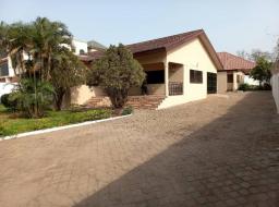 4 bedroom house for rent at Dzorwulu