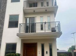 4 bedroom furnished townhouse for rent in Cantonments 