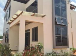 3 bedroom apartment for rent in Achimota