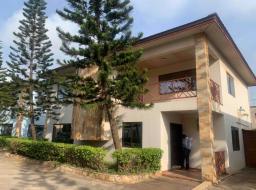 3 bedroom townhouse for rent in Spintex Manet