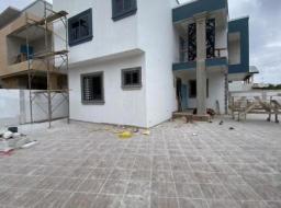 4 bedroom townhouse for sale in Spintex