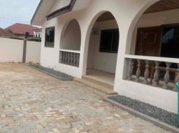 4 bedroom house for rent in Spintex Zenith Bank enclave