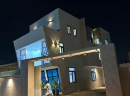 5 bedroom house for sale at Lakeside Estate, Accra