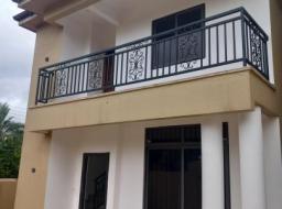 3 bedroom townhouse for rent in North Legon 