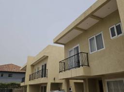 4 bedroom townhouse for rent in Abelemkpe