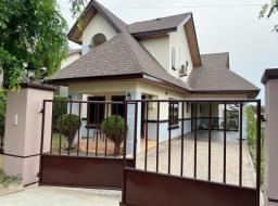 3 bedroom furnished house for rent in Sakumono near Tema