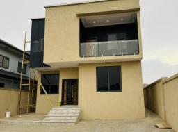 4 bedroom house for sale in Executives 4 Bedroom House With Boys Qua