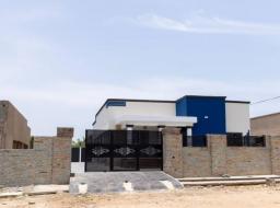 3 bedroom house for sale at TEMA COMMUNITY 25