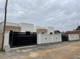 3 bedroom house for sale in Spintex 