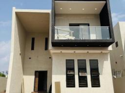 4 bedroom house for sale in Executives 4 Bedrooms House With Boys Qu