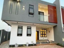 4 bedroom house for sale in Executive 4 Bedrooms House With Boys Qua