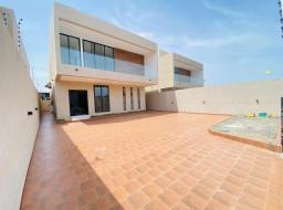 4 bedroom house for sale in Executive 4 Bedroom House with Boys Quar