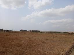  serviced land for sale at TEMA COMMUNITY 25 >>> SPECTACULAR HALF P