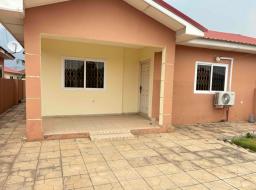 2 bedroom house for rent in Tema Community 25 Devtraco court