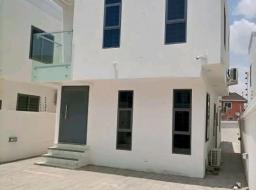 4 bedroom house for rent in Executives 4 Bedrooms House  At East Leg