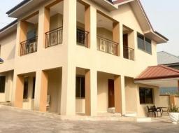 6 bedroom house for rent in Executive 6 Bedrooms Self Compound House