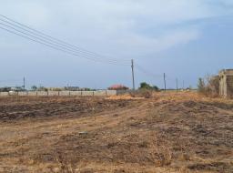  serviced land for sale in PRAMPRAM BEACH LANE - HALF PLOT FULLY RE