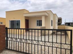 3 bedroom house for sale in Prampram