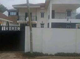 4 bedroom house for rent in Executive 4 Bedroom Self Compound House 