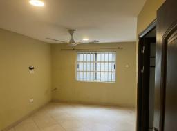 3 bedroom townhouse for rent at Adjiriganor 