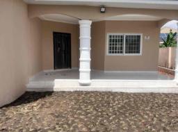 3 bedroom house for sale in Adenta- Amrahia