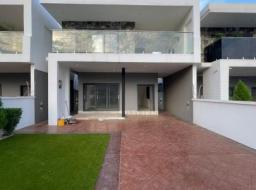 3 bedroom house for sale in Executive Newly Built 3 Bedroom House At