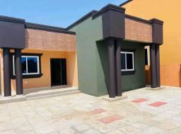 3 bedroom house for sale in Executive Newly Built 3 Bedroom House At