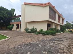 7 bedroom house for rent at Tesano